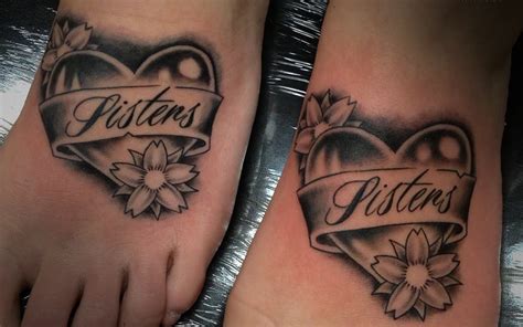 Tatuajes clásicos: corazones con nombres