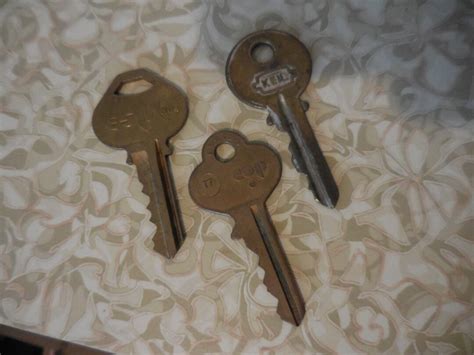 Vintage Keys for Repurposing Reuse Recycle Metal Jewelry - Etsy