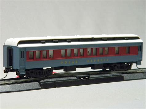 LIONEL POLAR EXPRESS COACH TRAIN CAR O GAUGE Passenger Snow 6-84328-C ...