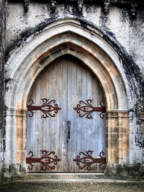 Castle door | Castle doors, Beautiful doors, Old doors