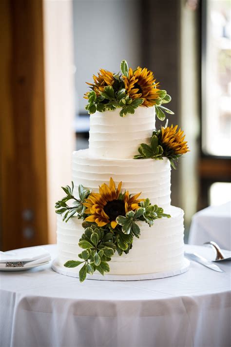 30 Cheerful Sunflower Wedding Ideas for a Rustic Chic Wedding ...