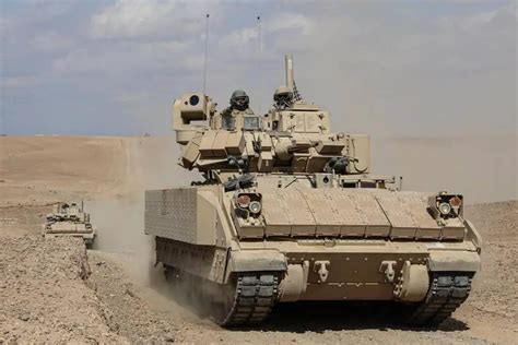 Bradley M2A3 IFV tracked armored infantry fighting vehicle pictures ...