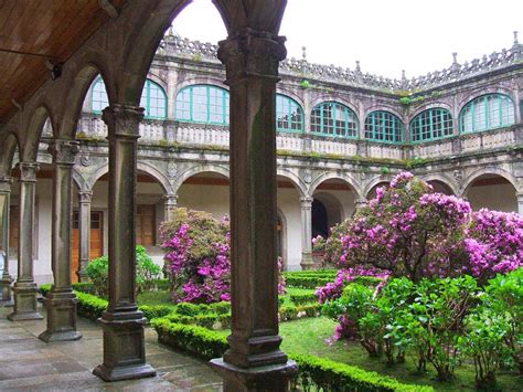 Santiago de Compostela : HISTORIA DE LA UNIVERSIDAD DE SANTIAGO DE COMPOSTELA
