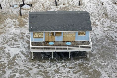 Hurricane Ike: Storm that hit Galveston on September 13, 2008 - ABC13 ...