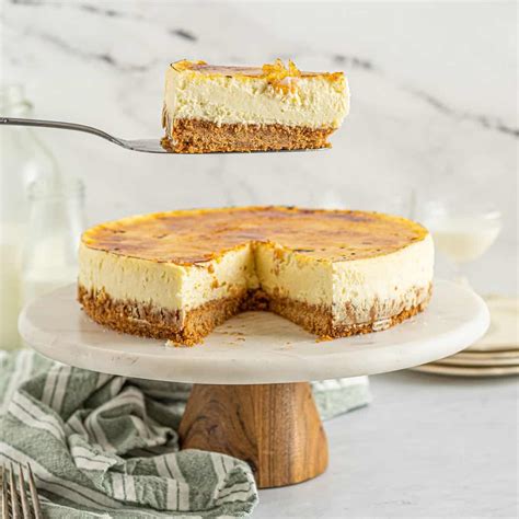 Crème Brûlée Cheesecake Story - Easy Dessert Recipes