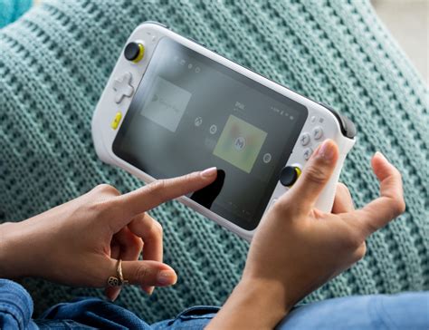 Logitech's G Cloud gaming handheld arrives today with an obscene price tag