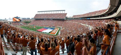 UT Football Hotel in Austin | AT&T Executive Education and Conference ...