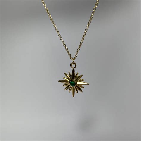 Gold Shooting Star Necklace – ILLUSIVE JEWELS