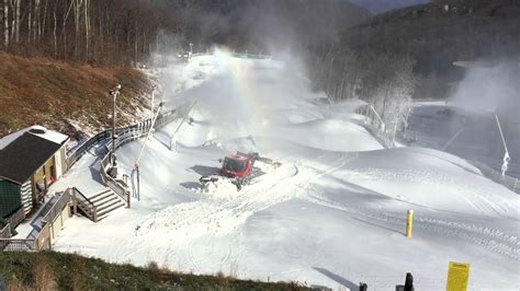 Snowmkaing and A Rainbow over the Plunge Tubing Park @Wintergreen ...