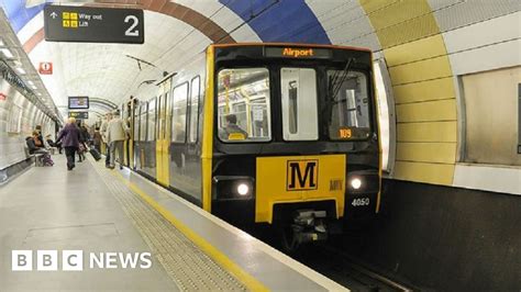 Tyne and Wear Metro ticket price cap for Pop card holders - BBC News