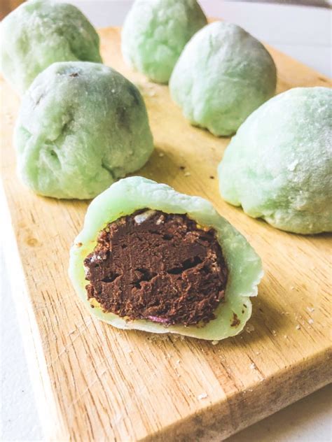 Mint Chocolate Daifuku - Mint Mochi Covered Truffles - Mochi Mommy