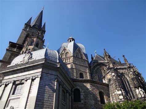 Aachen Cathedral Historical Facts and Pictures | The History Hub