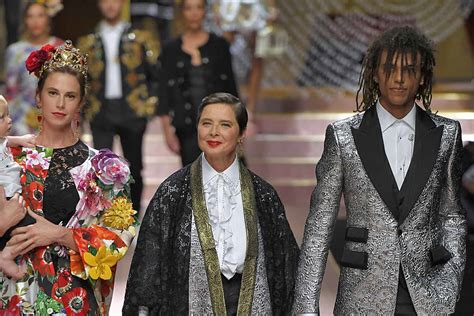 Isabella Rossellini Made The Dolce & Gabbana Runway a Family Affair