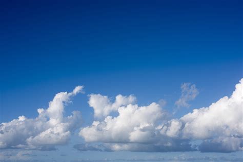 Free Image of fluffy cumulus clouds | Freebie.Photography