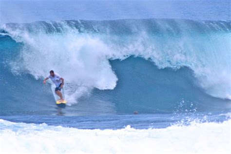 Surfing in the Philippines: riding the Cloud 9 in Siargao