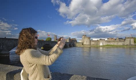 A stroll through Limerick’s Medieval Quarter - A Mindful Walker