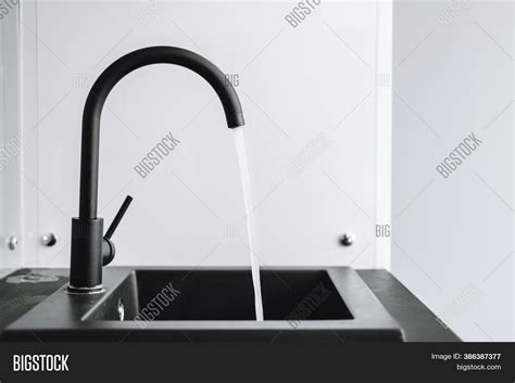 Running Tap Water Image & Photo (Free Trial) | Bigstock