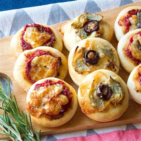 Easy Pizza Bites + 10 Topping Ideas: A Crowd-Pleasing Appetizer : Italian Recipe Book