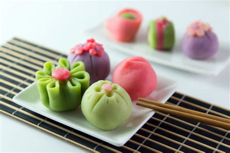 Wagashi: Traditional Japanese Sweets - Tea Ceremony Japan Experiences MAIKOYA