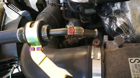 How to remove high pressure power steering hose