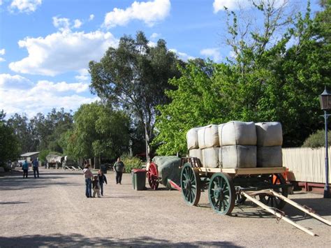 Echuca photos - Travel Victoria: accommodation & visitor guide