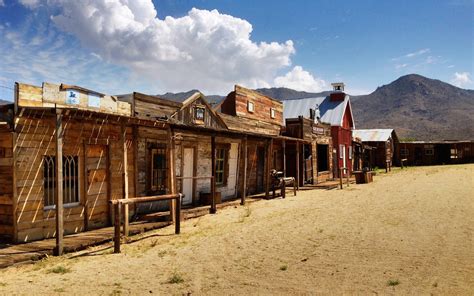 Wild West Ghost Town and Hoover tour from Las Vegas - Bindlestiff Tours