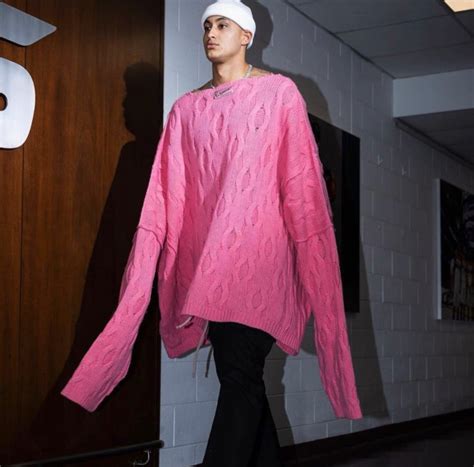 Fans Roast Kyle Kuzma's Pre-Game Outfit: "He Gotta Be Trolling." - Fadeaway World