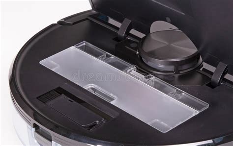 Robot Vacuum Cleaner, Dustbin Stock Image - Image of robotic, vacuum ...