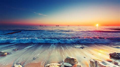 Waves Crashing On Beach Sunset - 1920x1080 - Download HD Wallpaper - WallpaperTip