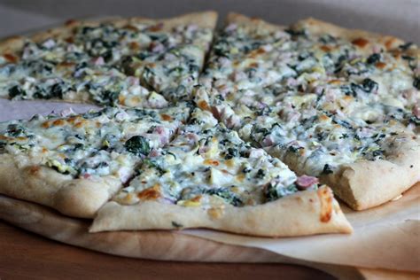 Creamy Spinach and Artichoke Pizza | A Hint of Honey