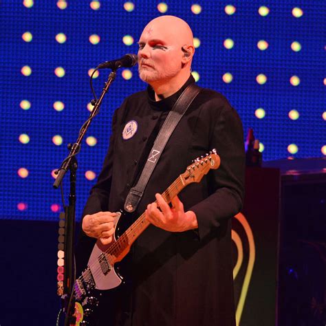 Billy Corgan calls Kurt Cobain his ‘greatest opponent’ – myTalk 107.1