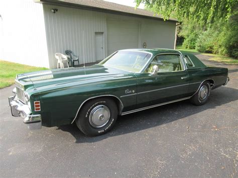 Original 400: 1976 Chrysler Cordoba | Barn Finds