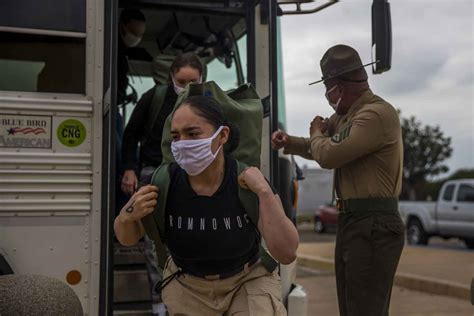 Female Marine Recruits Arrive at San Diego Boot Camp for Historic Coed ...