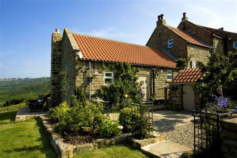 Luxury Coastal Cottage Whitby, Luxury Coastal Holiday Cottage Whitby, Bay View Cottage | Coastal ...