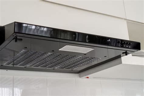 Buyer's Guide to Ductless Range Hoods