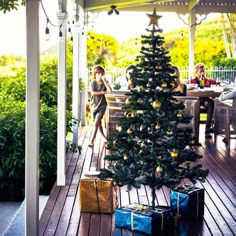 Find the Best Christmas Decorations for Australia: Festive Fun Down Under!