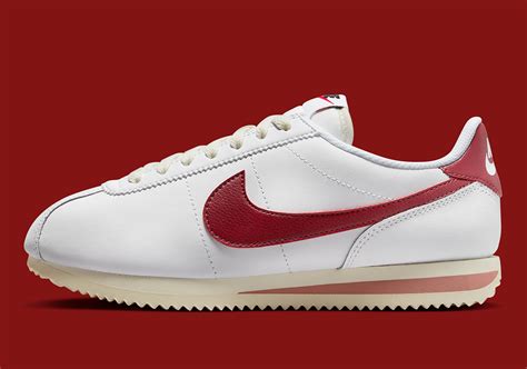 Nike Cortez "White/Red Stardust" DN1791-103 | SneakerNews.com