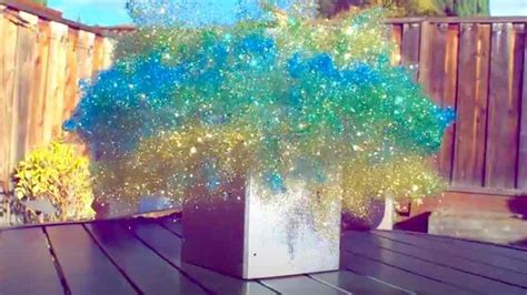 Ex-NASA engineer builds exploding glitter bomb to catch package thieves - CNET