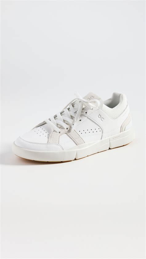 35 of the Chicest White-Sneaker Outfits | Who What Wear