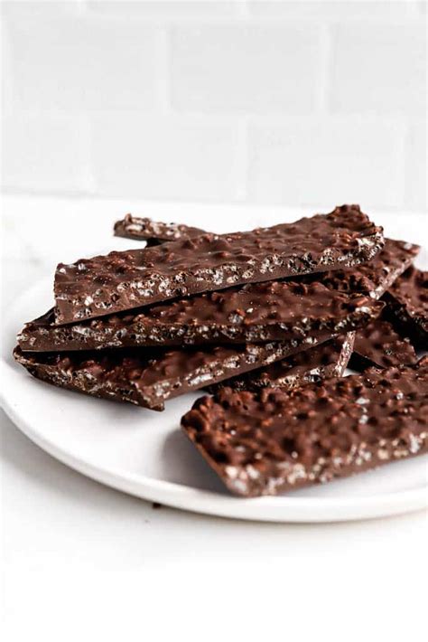 Homemade Nestle Crunch Chocolate Bar Recipe (3 Ingredients) - Basics ...