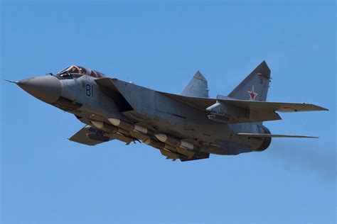 BREAKING A Mig-31 fighter jet has crashed in Central Russia