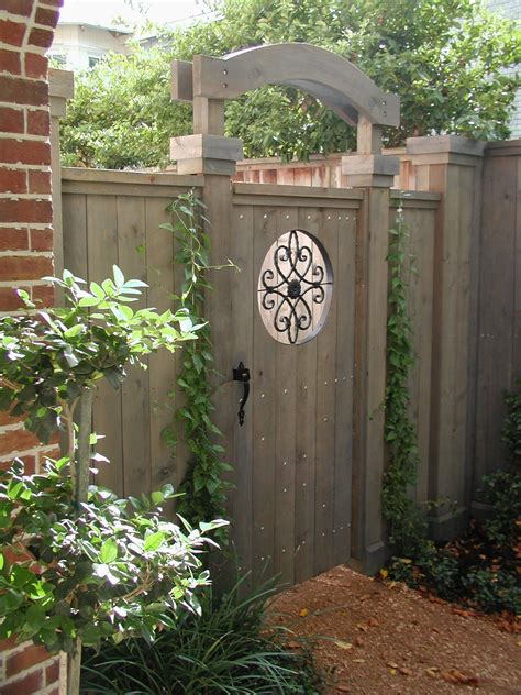 Awesome Garden Gate Plans To Create Yourself To Accent Your Backyard | Wooden Garden Gate | # ...