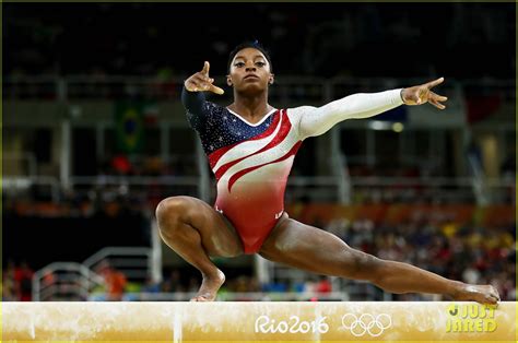 Full Sized Photo of usa womens gymnastics team wins gold medal at rio olympics 2016 12 | Photo ...