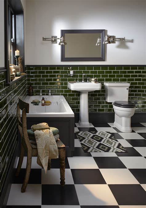 Pin by Elinore Middleton on Art deco bathroom | Green tile bathroom, Bathroom tile designs, Art ...