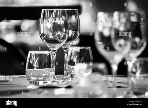 Elegant table set Stock Photo - Alamy