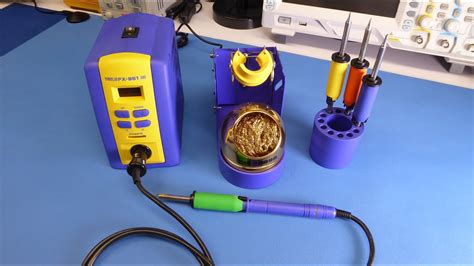 Hakko FX-951 Soldering Station - YouTube