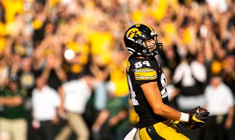 Iowa Football: Hawkeyes Wire’s 2023 NFL mock draft