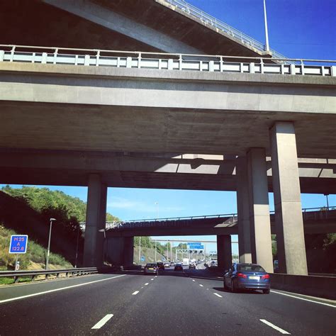 M25 motorway | Matthew Eccleston | Flickr