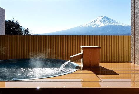 Best Fujikawaguchiko Hotels | Hot Springs Resorts w/ Views of Mount Fuji