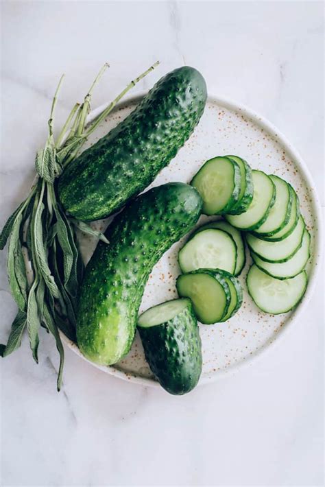 10 Cucumber Face Mask Recipes To Soothe Your Skin - Hello Glow